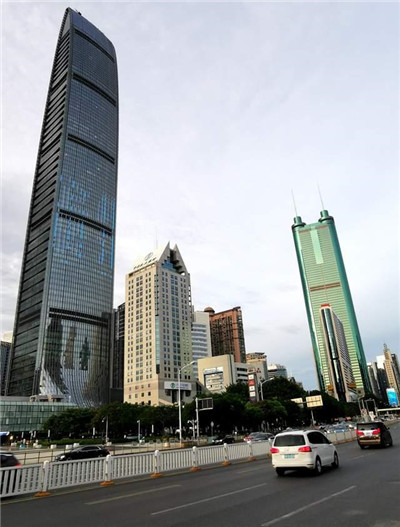 探秘广州黄村98场,颠覆你对奢华尊贵的想象 探秘广州黄村98场,颠覆你对奢华尊贵的想象